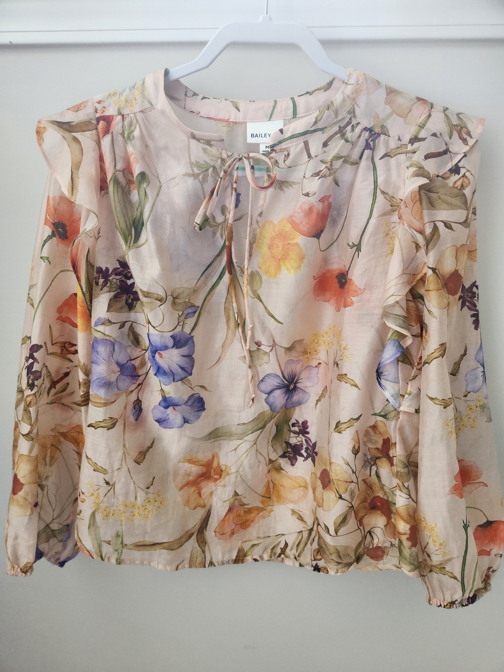 Floral Tie-Neck Blouse in Cream Botanical Print